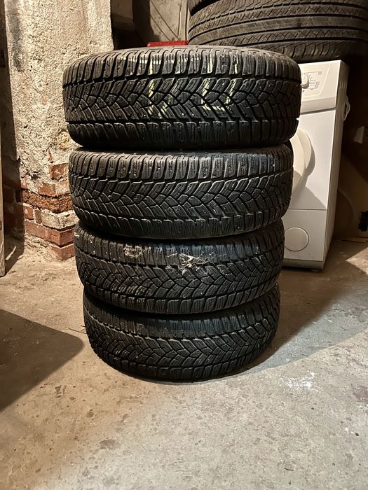 Зимни гуми 205/60/16