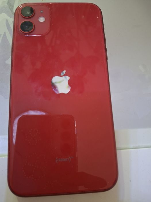 Айфон 11 в отличном состоянии