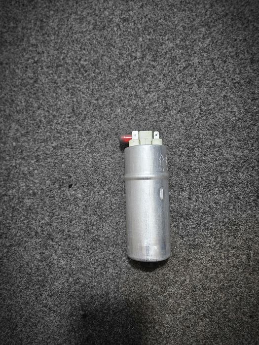 Бензонасос [топливный насос)