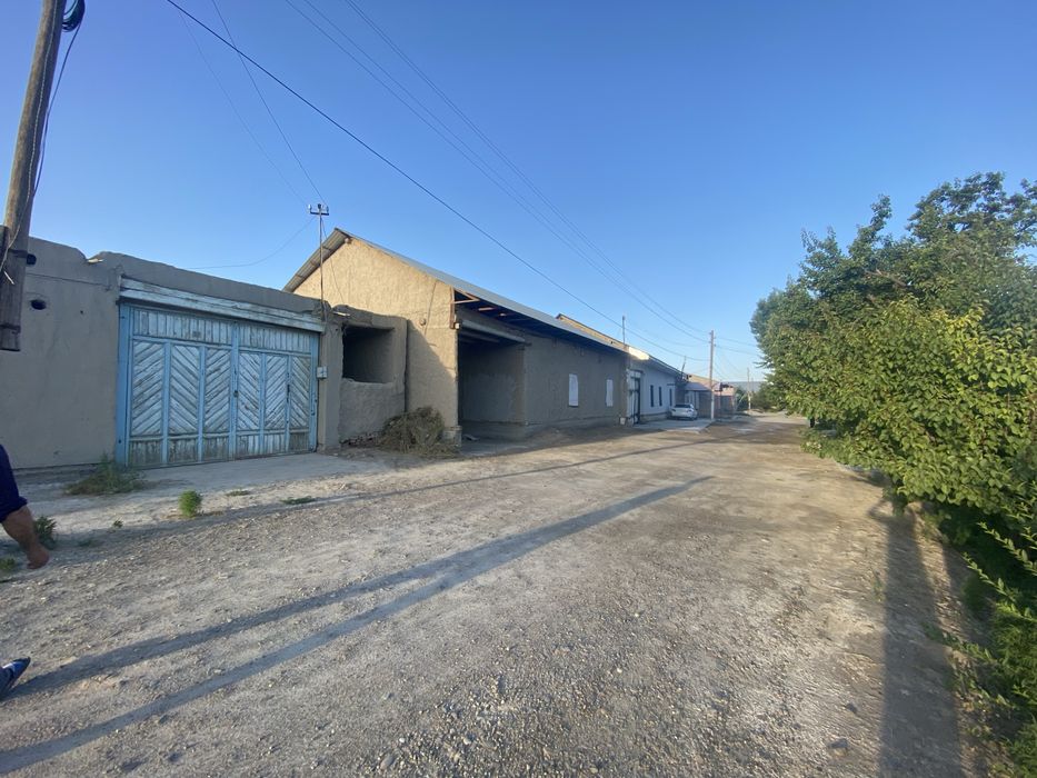 Yer uchastka sotiladi srochna