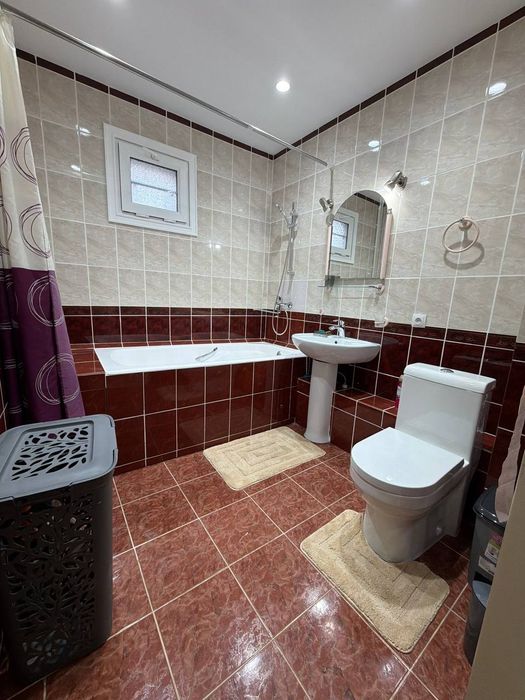 Срочно сдаю 3 ком Ц-1 Садык Азимова