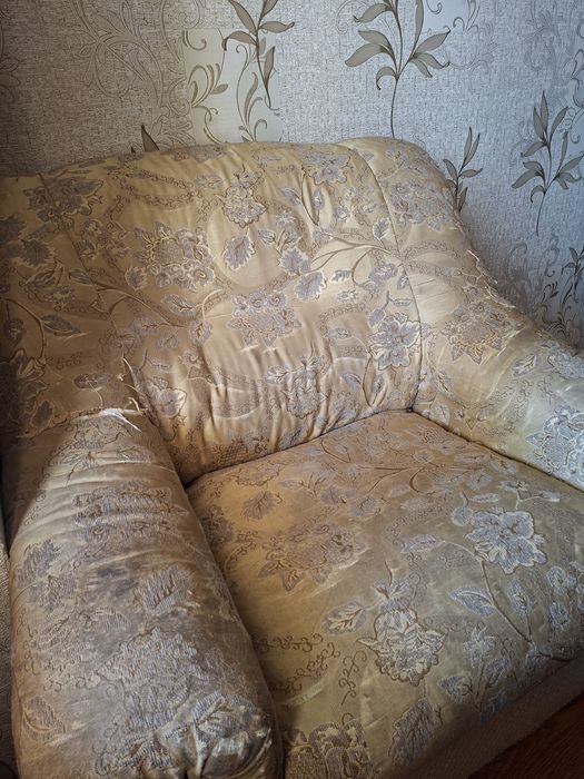 Диван кресло БЕСПЛАТНО б/у !