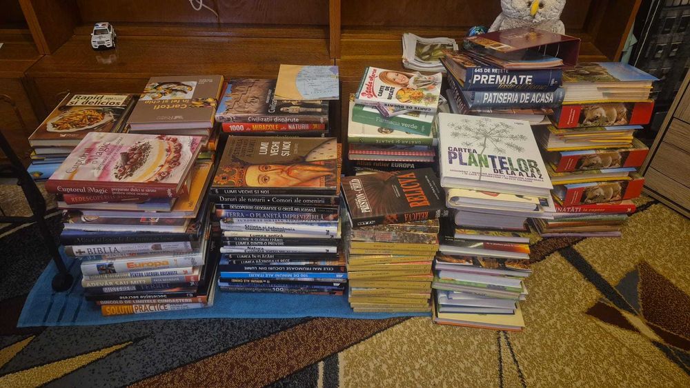 Vand carti noi din colectia Reader's Digest si carti mai vechi