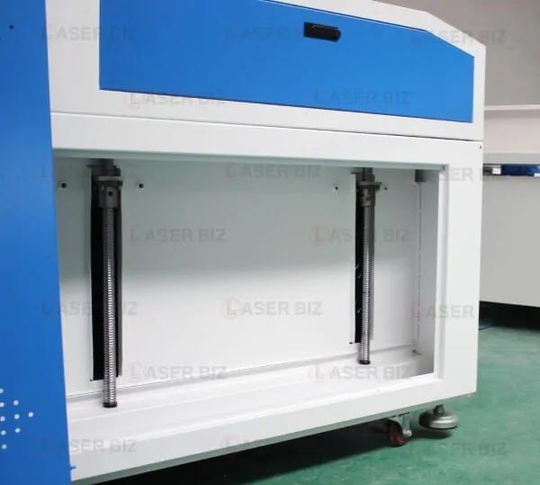 LAZER apparat srochno satiladi!!!