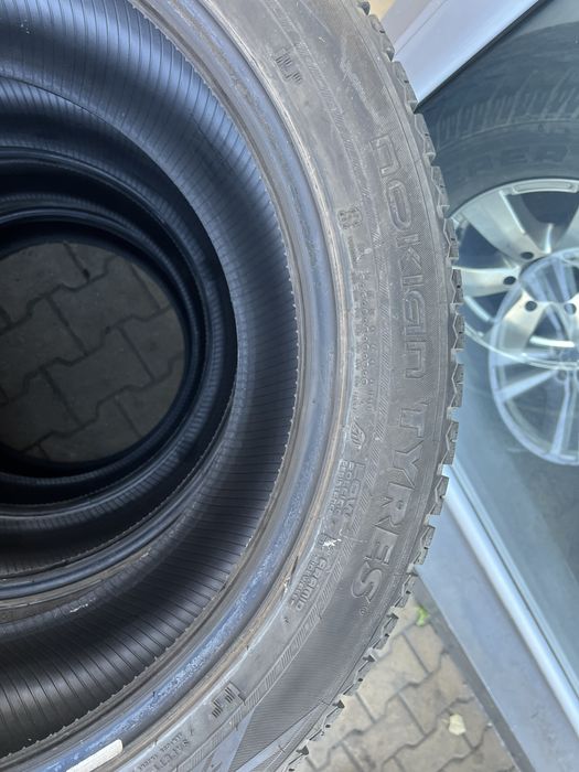 Гуми Nokian wr suv 4 285/45/20