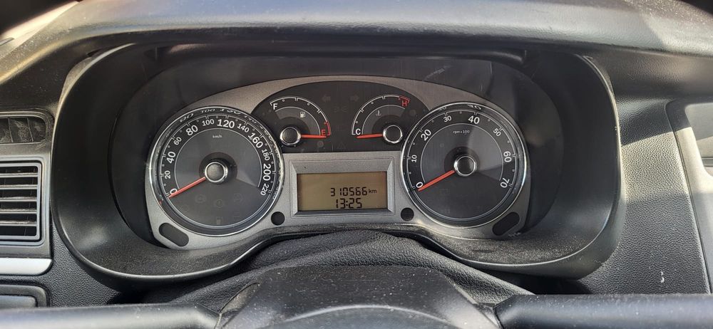 Vand Fiat Linea 2012 euro 5 Benzina+GPL OMOLOGAT