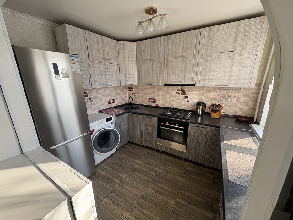 Продам 2х комн. Квартиру 7мкр