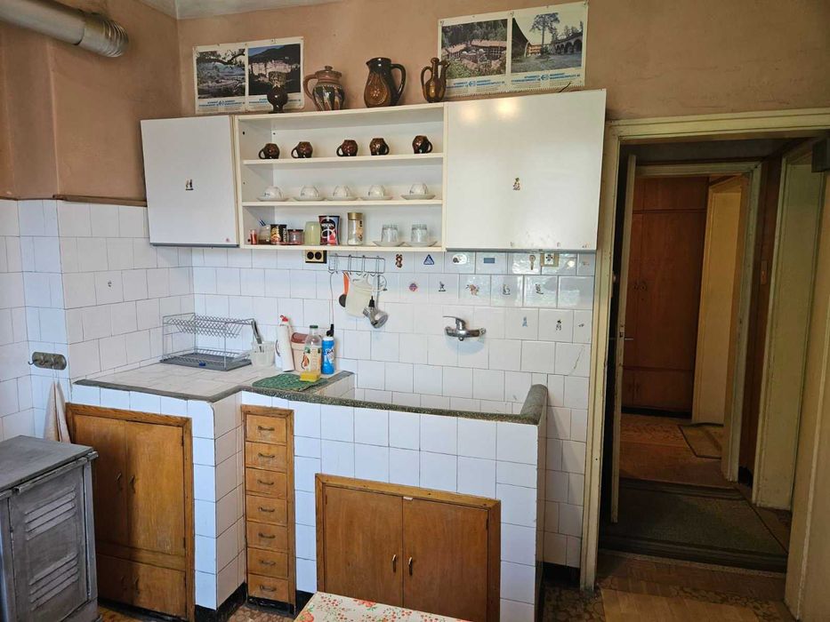 Продава се Четиристаен апартамент в Сливен, Клуцохор - 79 кв.м за 975 €/кв.м - Снимка #2