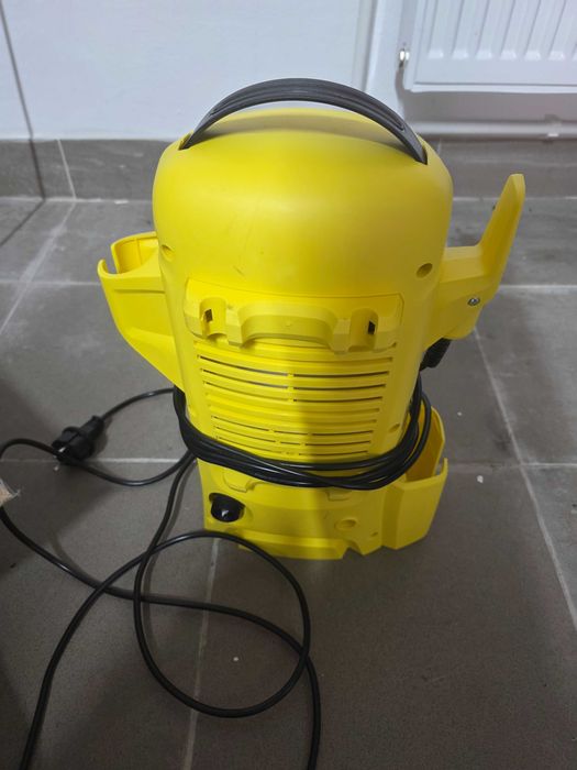 Aparat de spalat cu presiune Karcher K2 Universal Edition