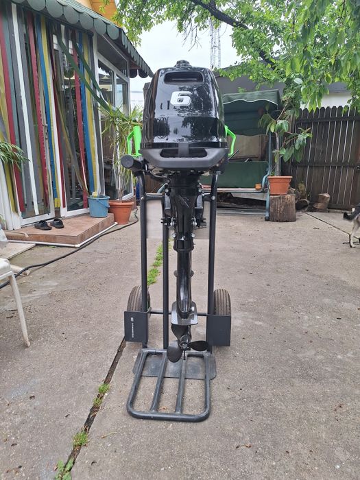 Vind motor ambarcatiune