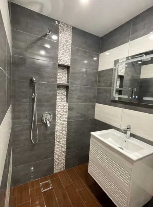 Дава се под наем Тристаен апартамент в Пловдив, Остромила - 70 кв.м за 385 € - Снимка #10