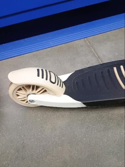 Trotinetă B1 500 negru-bej - produs resigilat - (SecondHand) Decathlon