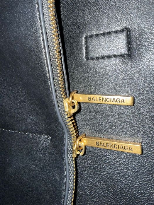 Balenciaga Carry all Bel Air естествена кожа