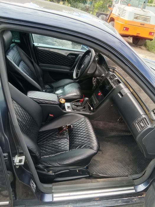 Продаю Мерседес w210