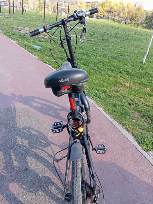 Bicicletă electrică deosebită 2 moduri Accelerație manuală si Asistată