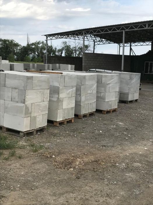 Тепло блок. гипсаболк. Пенаблок. Кирпич