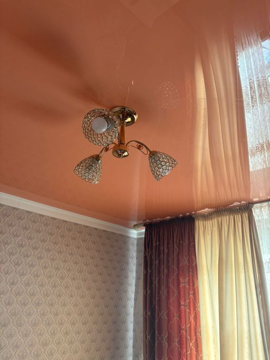 Продается люстра