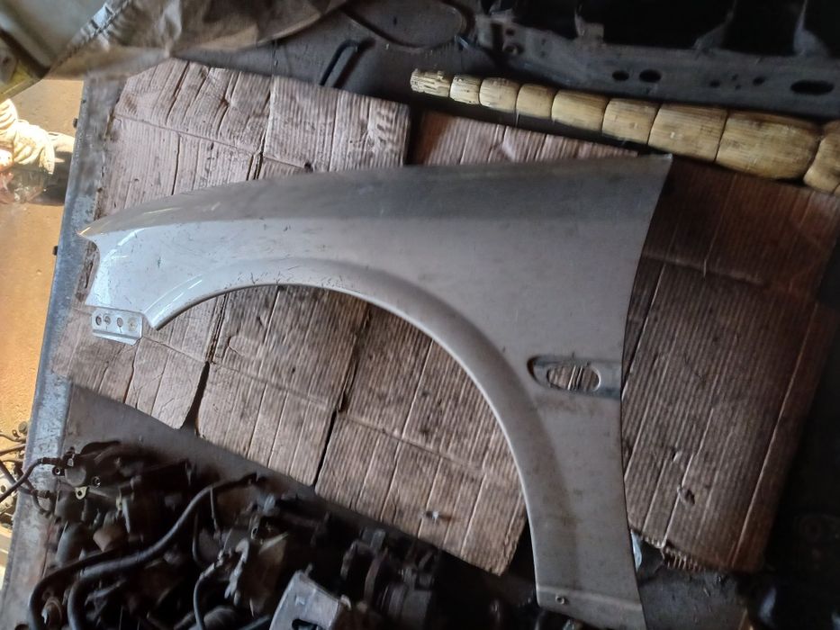 Крыло Опель Вектра В в оригинале