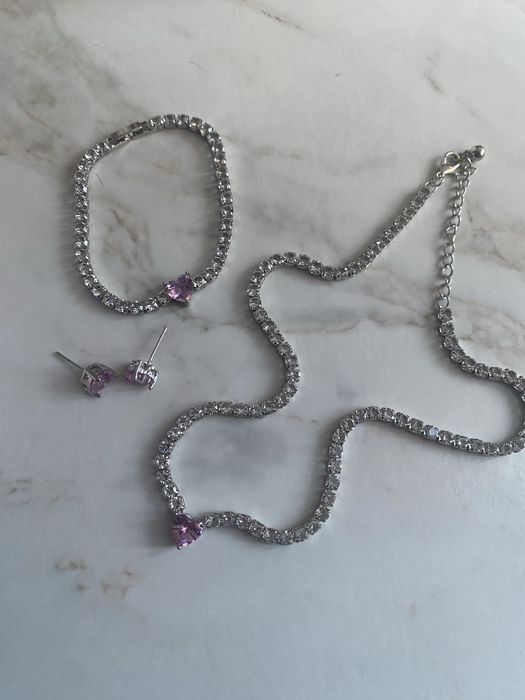 Set Bijuterii Tennis Inox Cu Inima Roz Lantisor Cercei Bratara