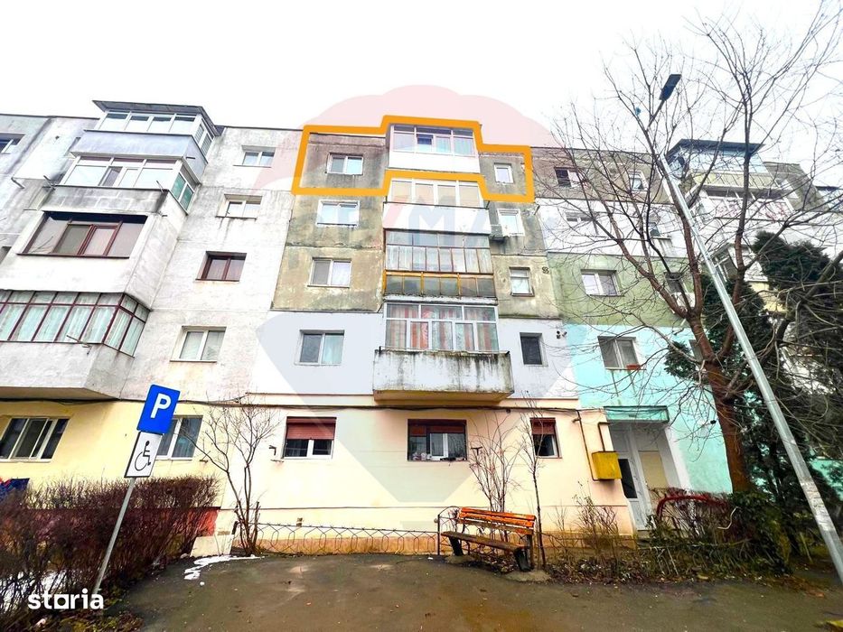 Apartament cu 2 camere de vânzare pe strada Metalurgiei
