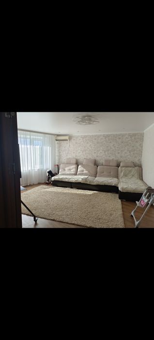 Срочно продам диван