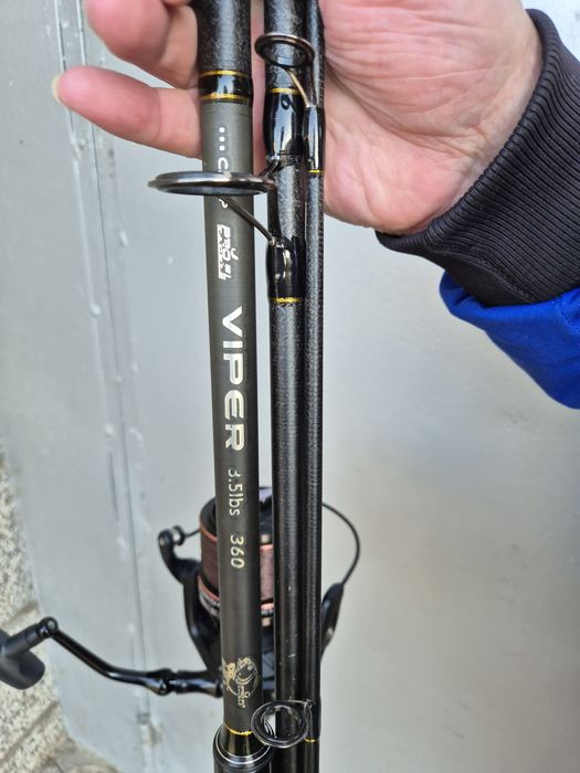 Три броя въдици за шаран