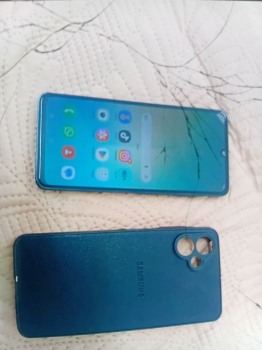 Самсунг А.0.6. Хорошом состояние