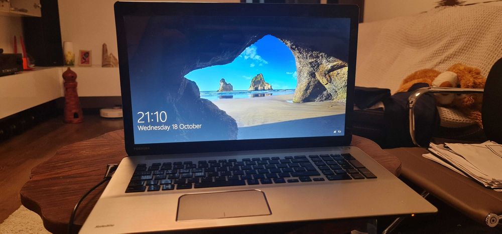 Laptop Toshiba Satelite P70-B-10C