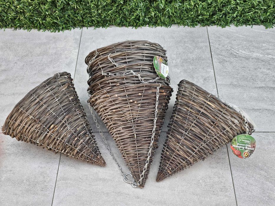 Cos suspendat din ratan natural pentru flori Kingfisher UK , Nou