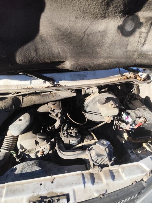 Мерцедес Спринтер 208 Mercedes Benz Sprinter 208D бартер за скеле