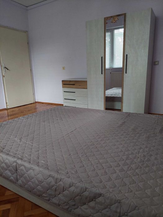 Дава се под наем Тристаен апартамент в Русе, Дружба 1 - 104 кв.м за 306 € - Снимка #9