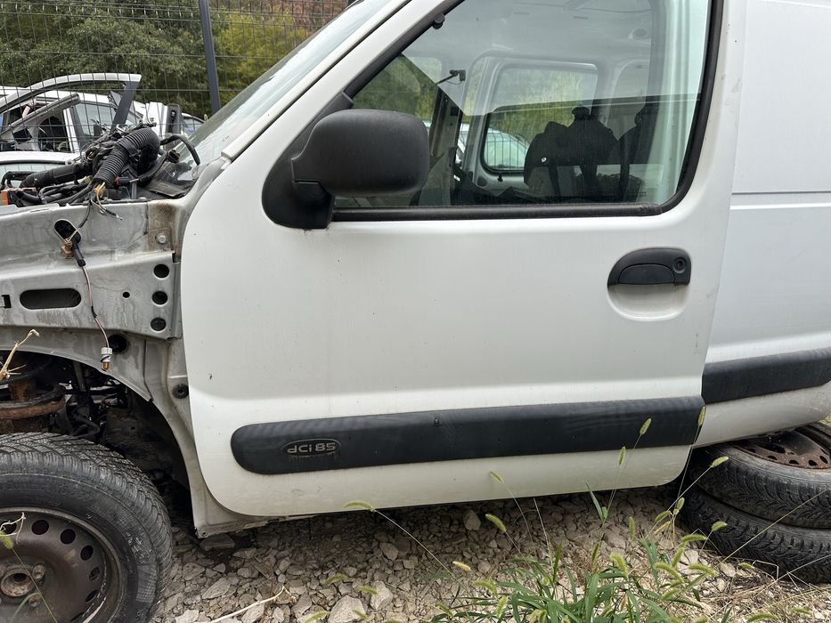 Предна лява врата за Рено Канго