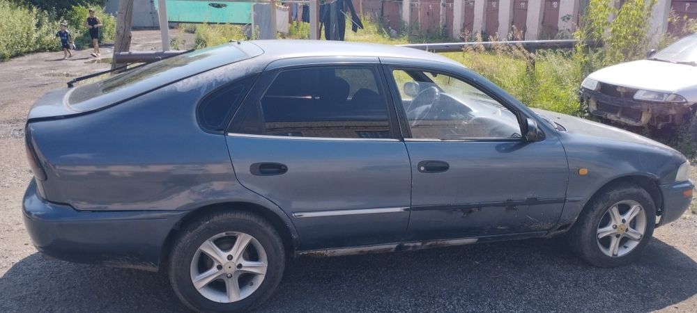 Продам автомобиль Тойота Королла е 100 на полном ходу