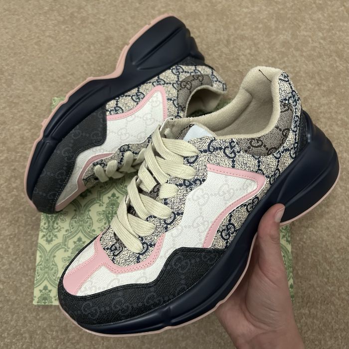 Gucci Rhyton – bej/roz – mărimea 42 (noi)