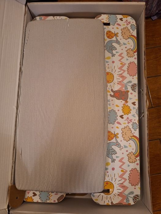 Patut bebe carton Foldo cu saltea, stare foarte buna