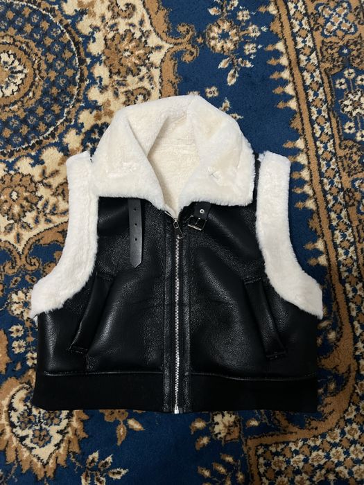 Жилетка женская