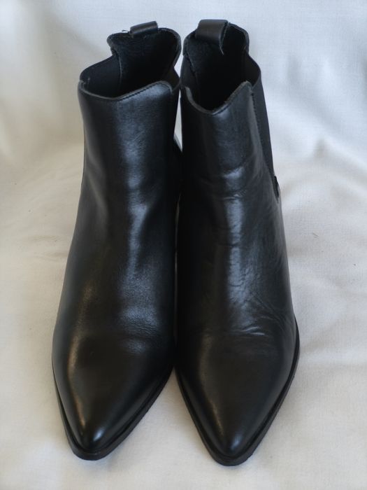 Боти естествена кожа, номер 39