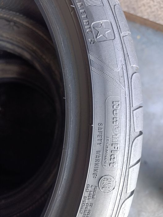 Anvelope de vara 255 35 19 Goodyear Runflat dot 2019