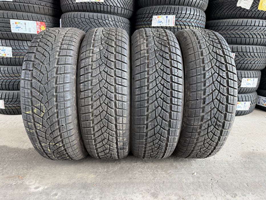 215/65/17 GOODYEAR 4бр