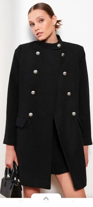 Срочно продаётся Пальто LCW WAIKIKI