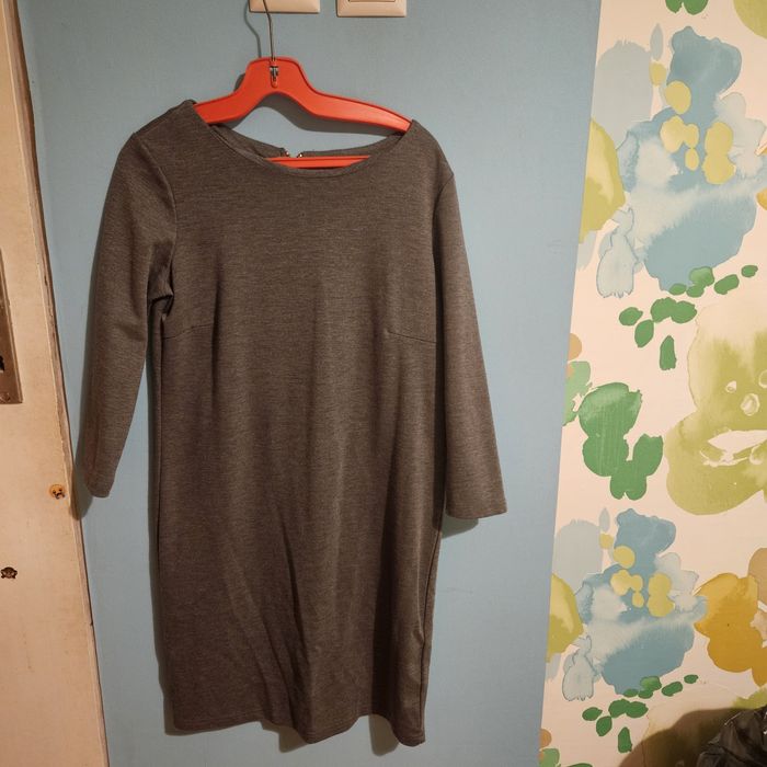 Даски рокли и гащеризони