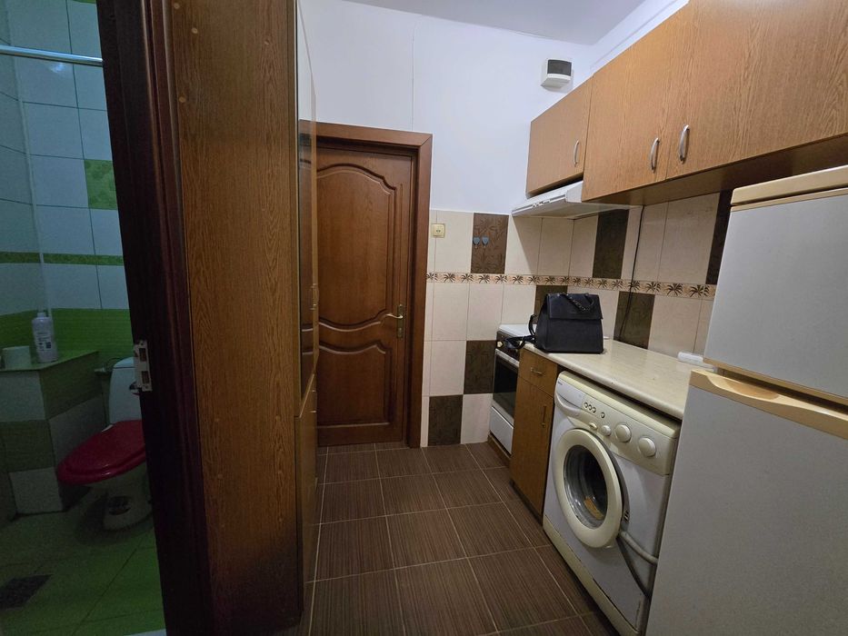 Inchiriez garsoniera