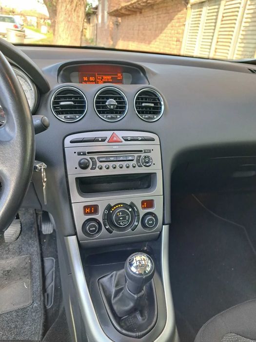 Комби Peugeot 308 sw