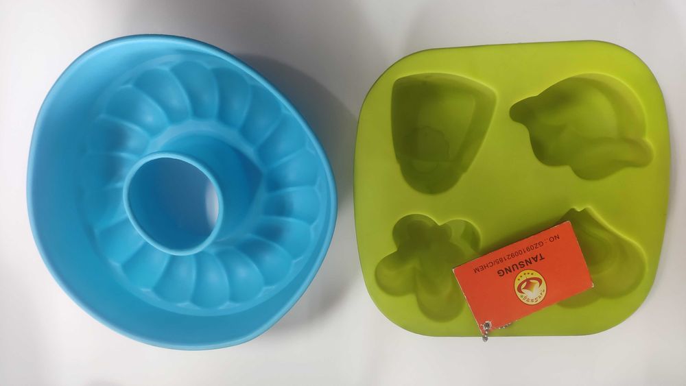 Форми за сладки и Тирбушон