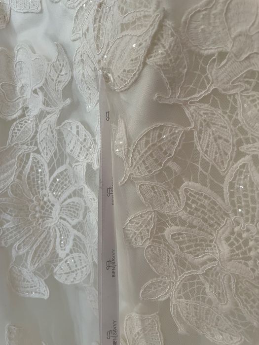 Vand rochie mireasa Bien Savvy, stare foarte buna