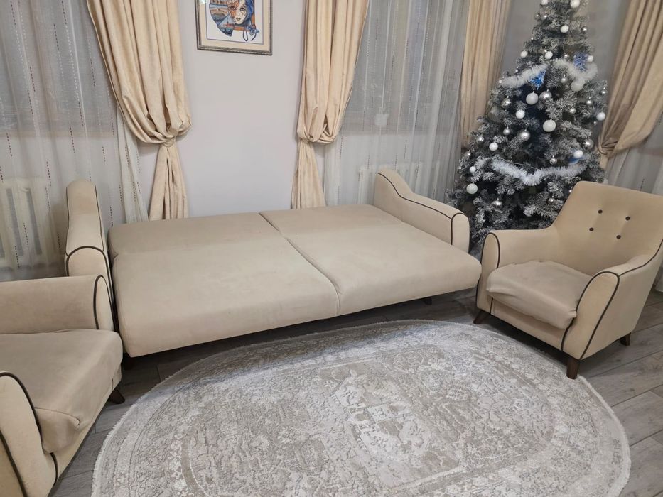 Диван и два кресла