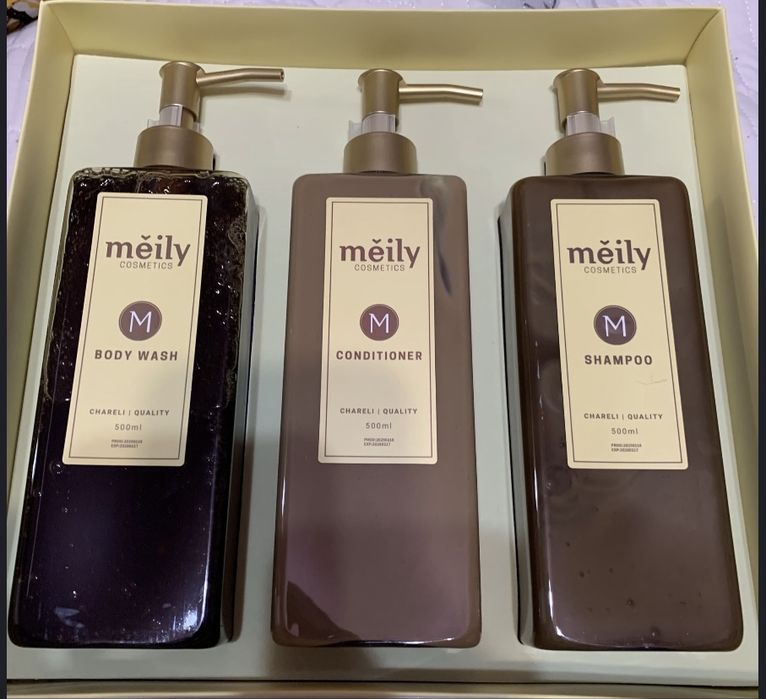 Продам Подарочный набор Měily Cosmetics 3 в 1