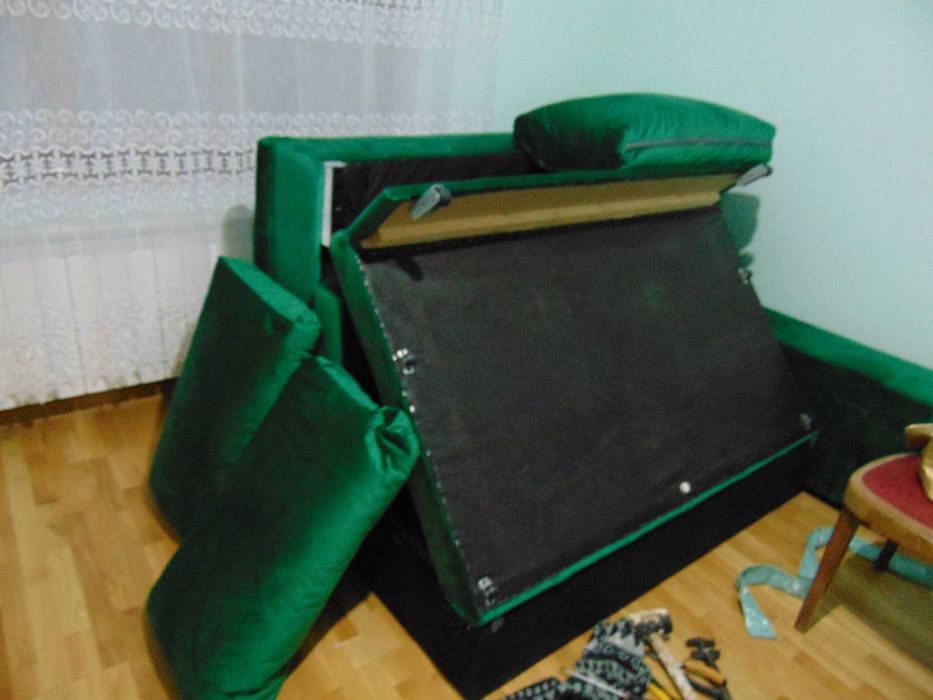 masa alba cu un picior extensibila dulap si coltar extensibil nou