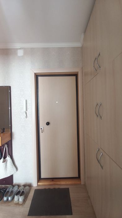 Продам 2 комнату