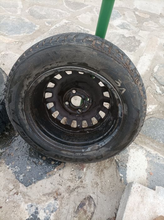 Зимни гуми с джанти 15-ки